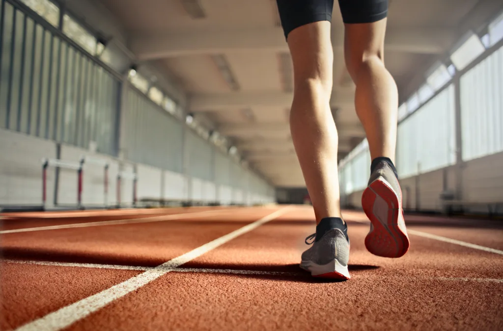 Billy gardell weight loss surgery: The legs of a runner getting ready